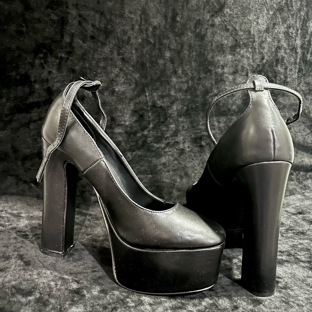 Baby doll 5 inch heels